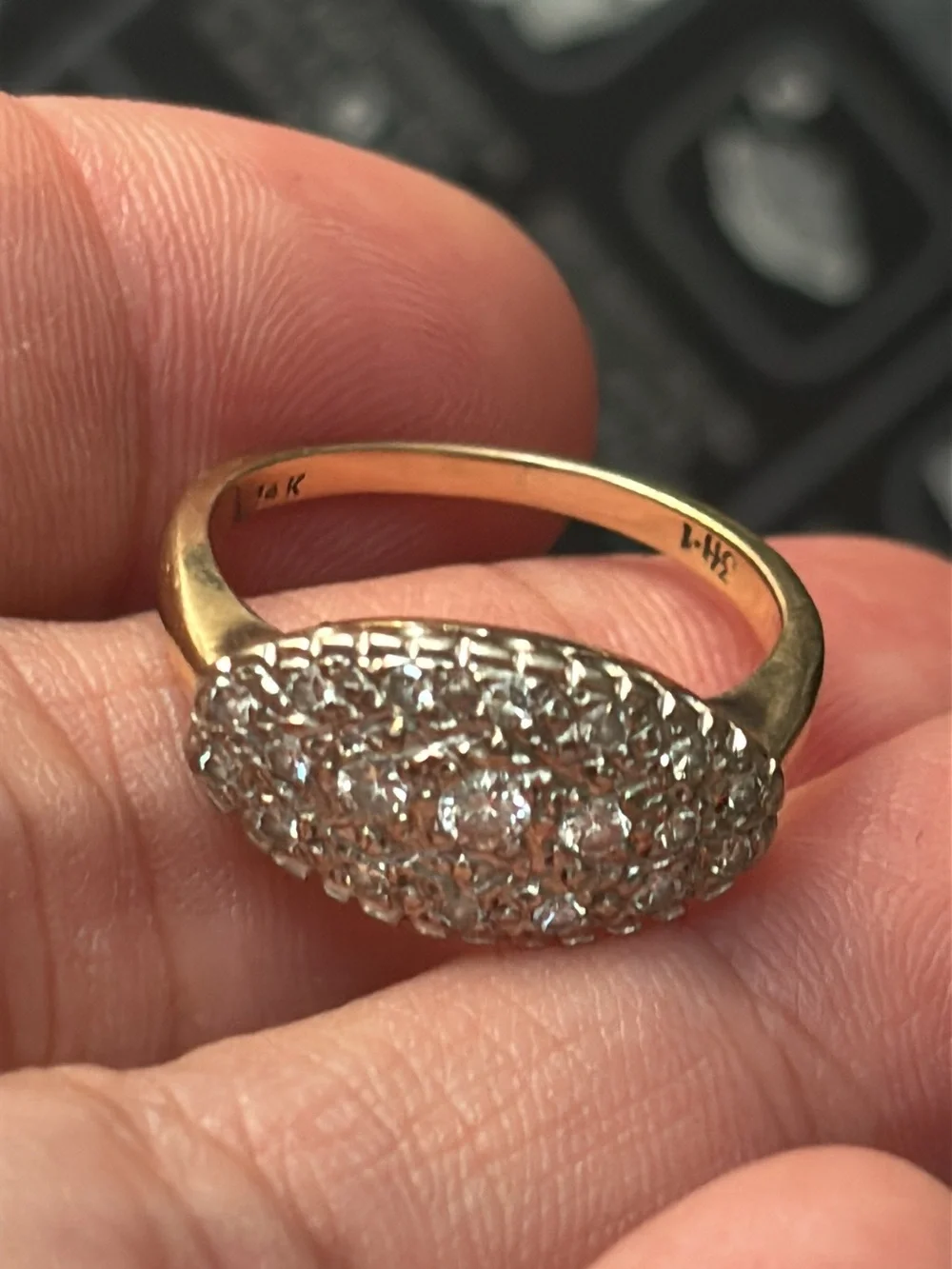 N/A elegant solid